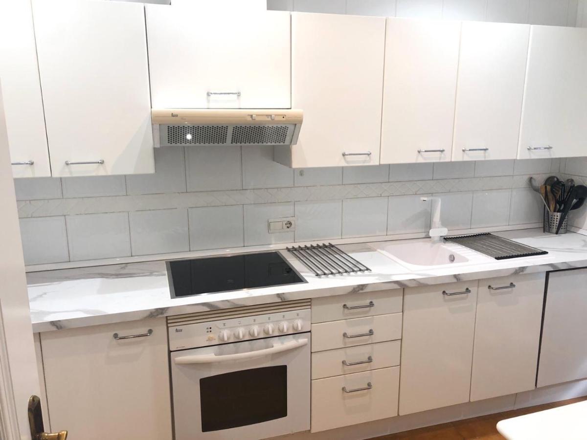 Apartemen Puerto Banus With Private Garden Marbella